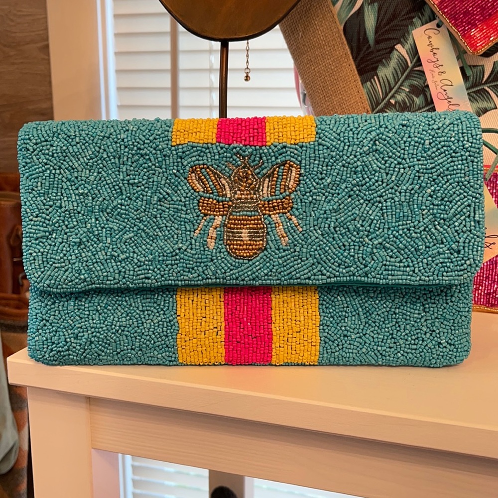 Beaded Bee clutch with shoulder chain